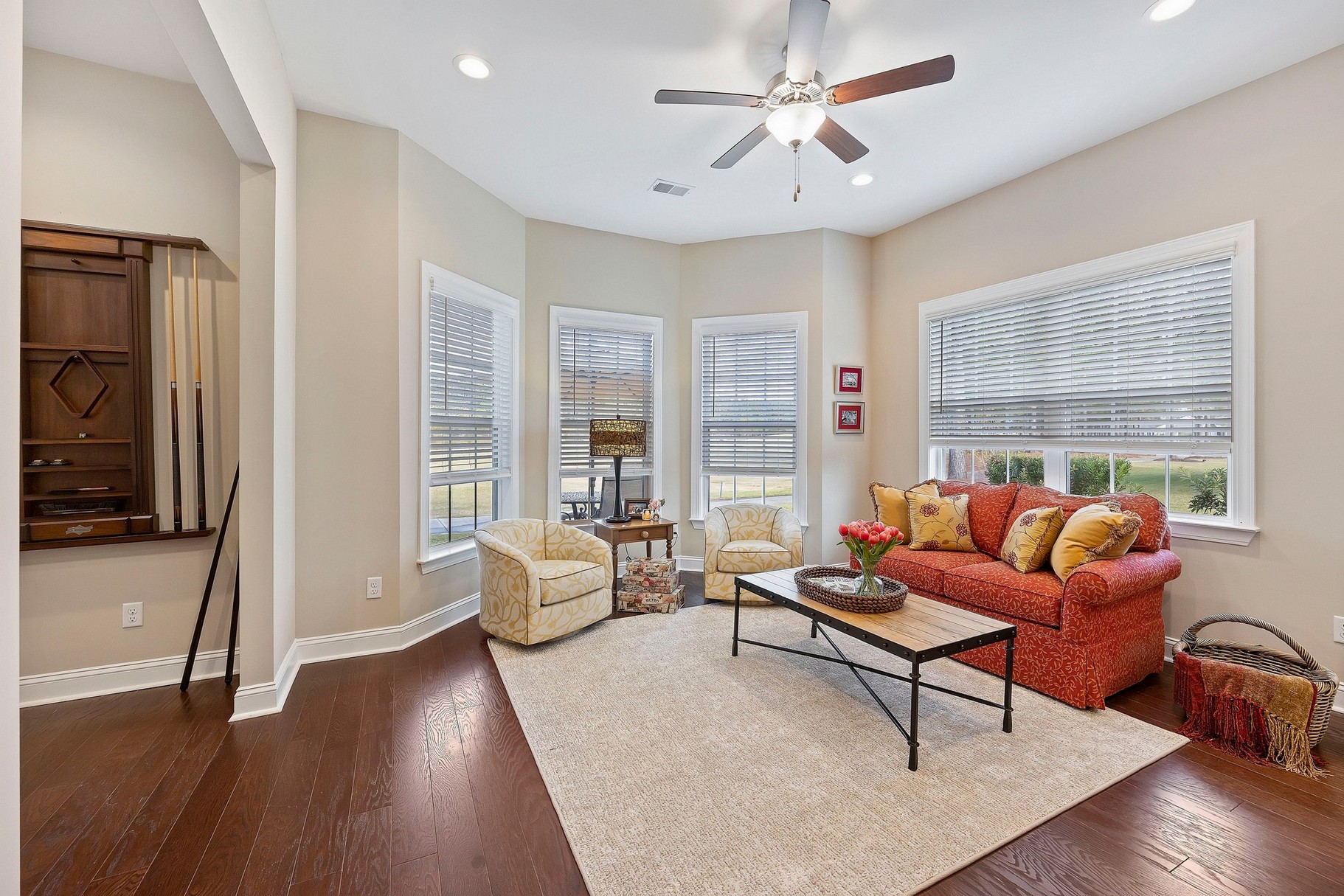 183 Club Way - sitting room