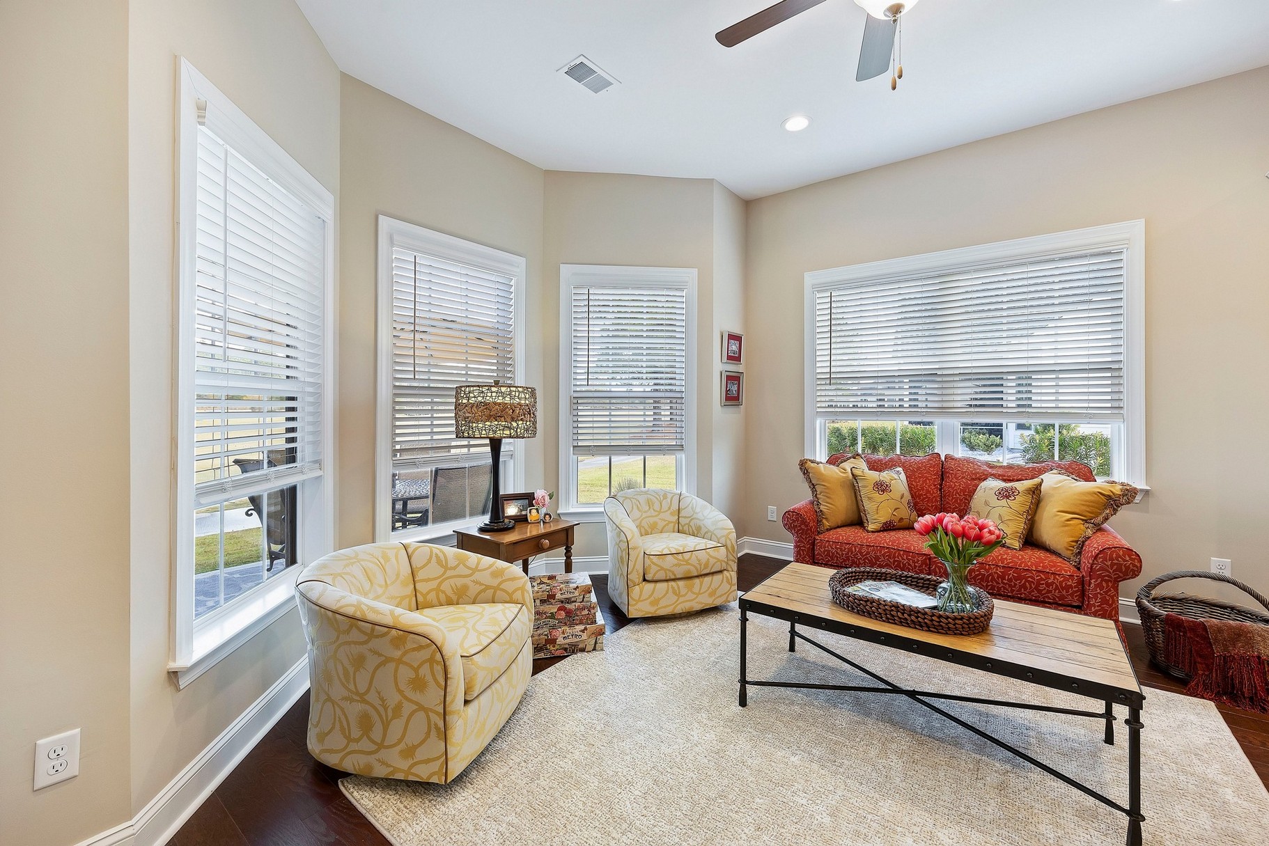 183 Club Way - sitting room