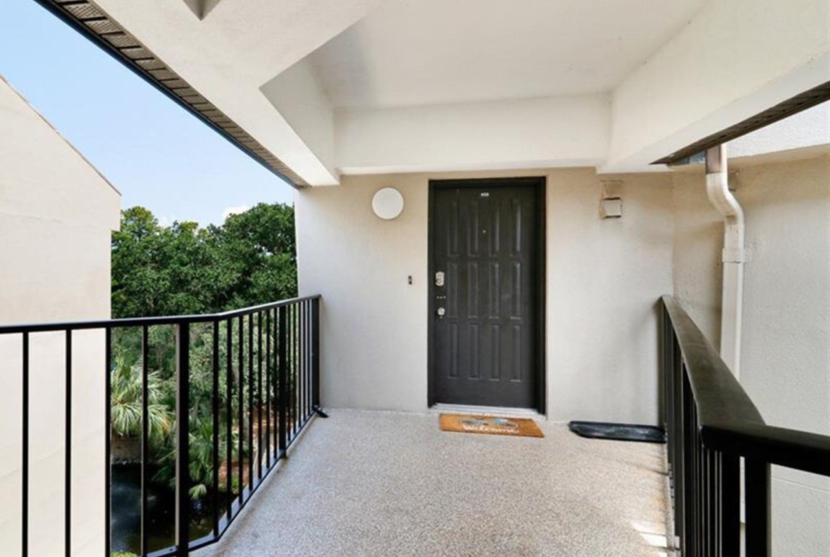 10 S Forest Beach Unit #425