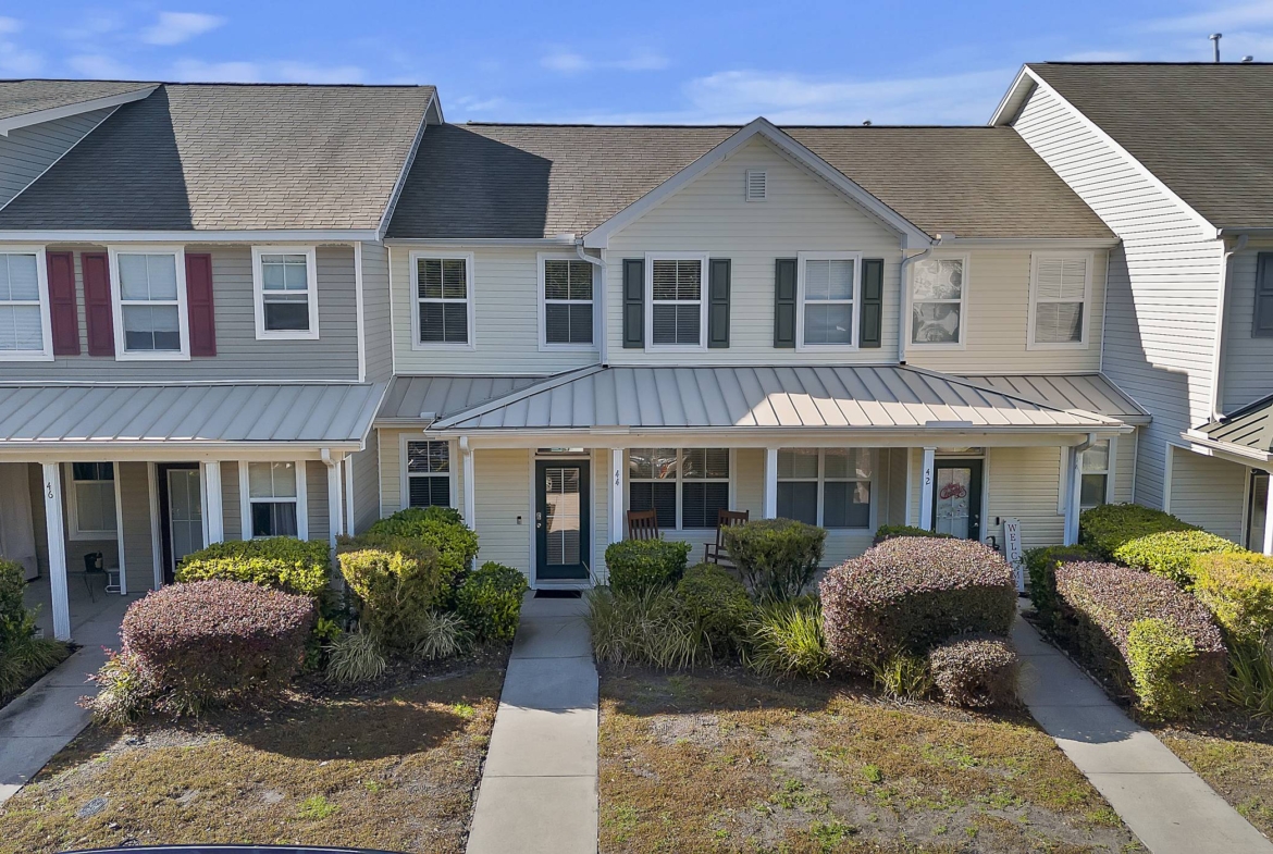 44 Water Tupelo - Front
