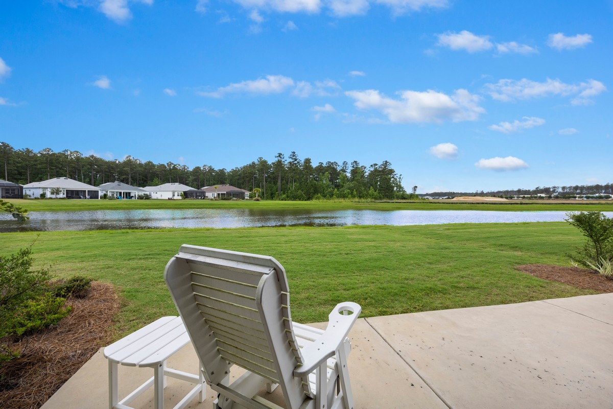836 Landshark – Backyard view 836 Landshark - Backyard view