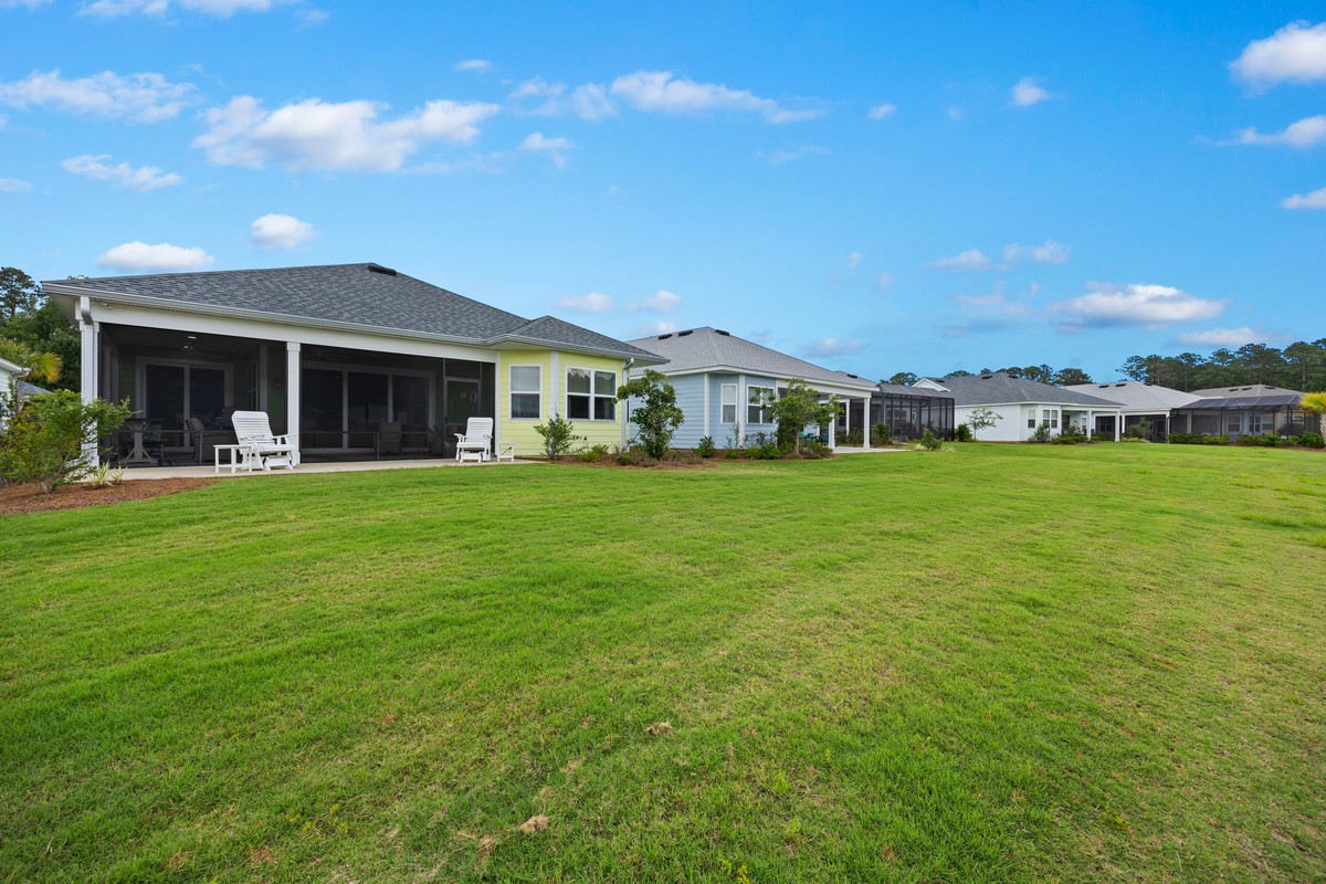 836 Landshark – Backyard view 836 Landshark - Backyard view