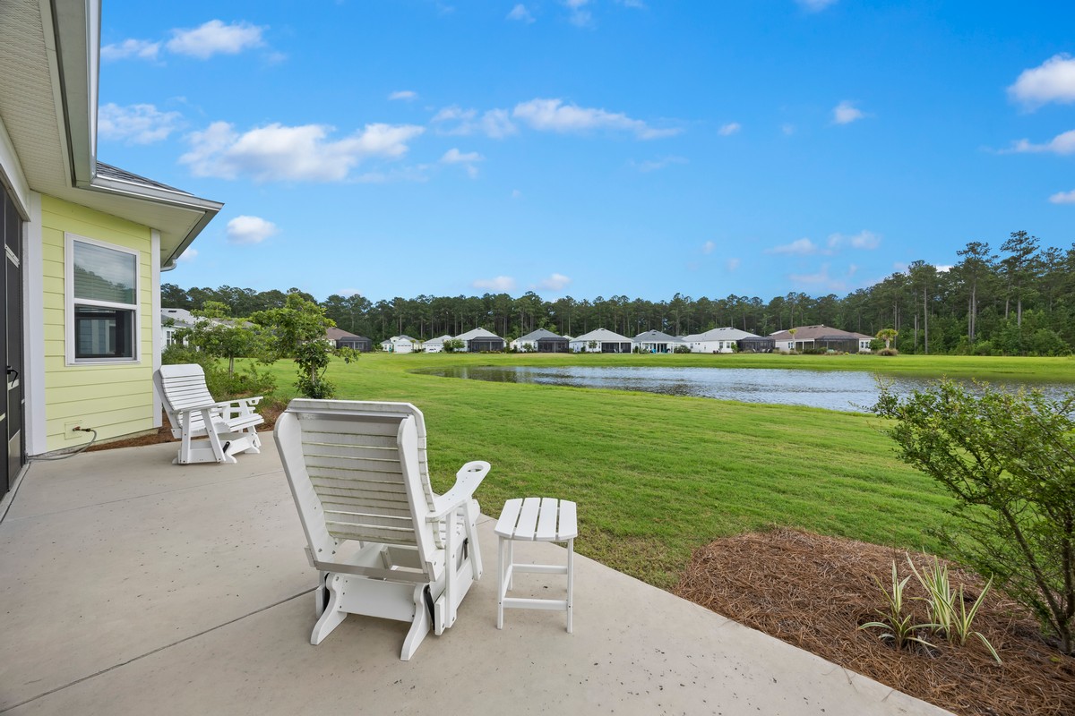 836 Landshark – Backyard view 836 Landshark - Backyard view