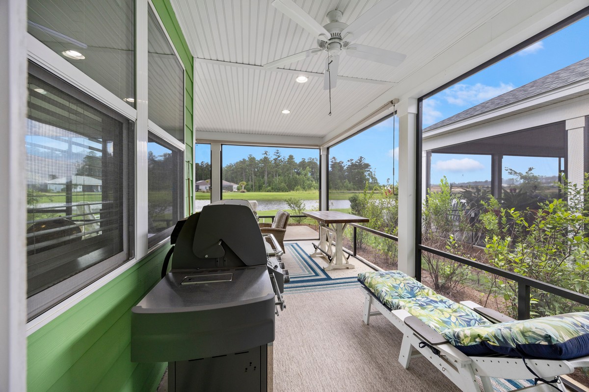 836 Landshark – Screen porch 836 Landshark - Screen porch