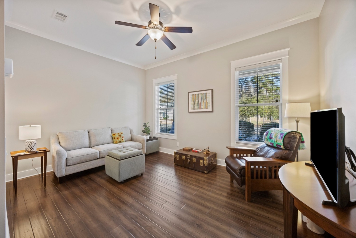 Ensuite Living Room