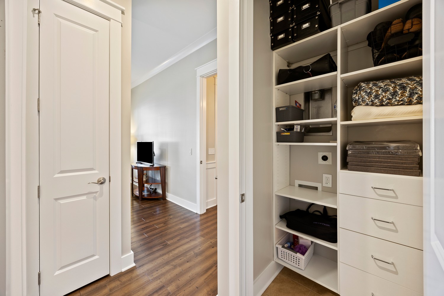 ensuite closet