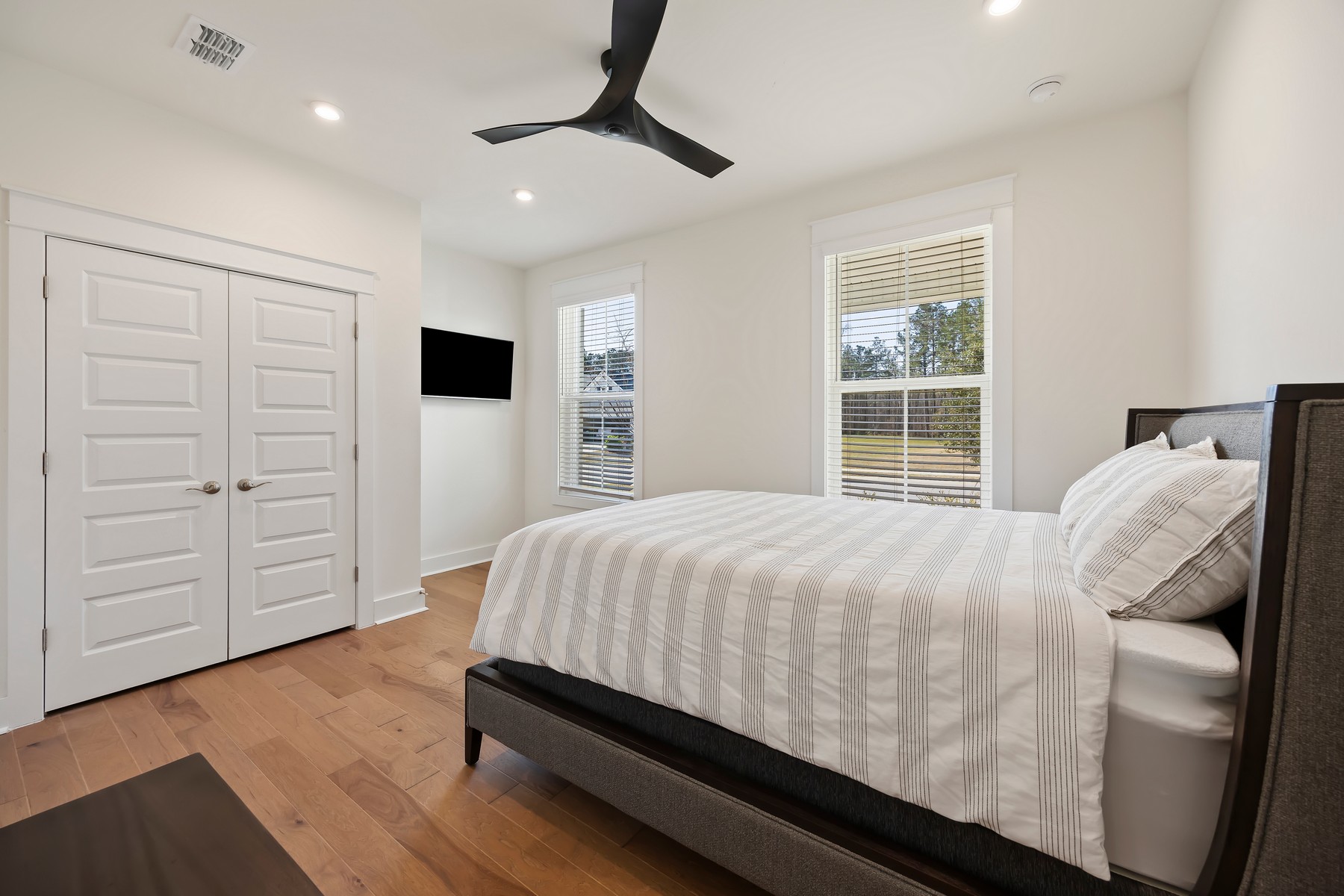 120 Carolina Oaks - bedroom