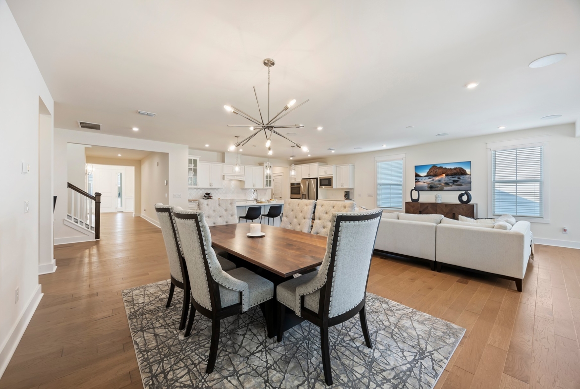 120 Carolina Oaks - living room