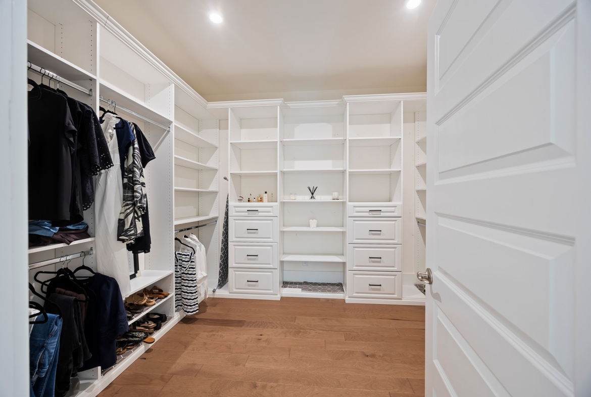 120 Carolina Oaks - primary closet