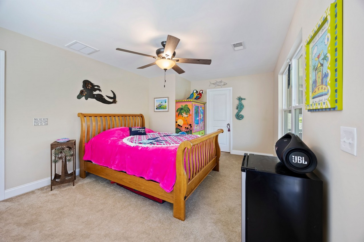 131_Red_Cedar048