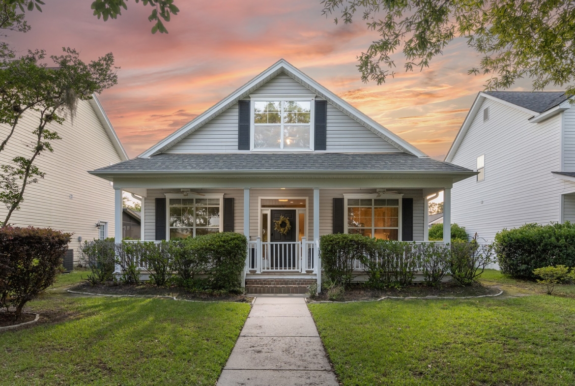 17 Sassafras - front of property