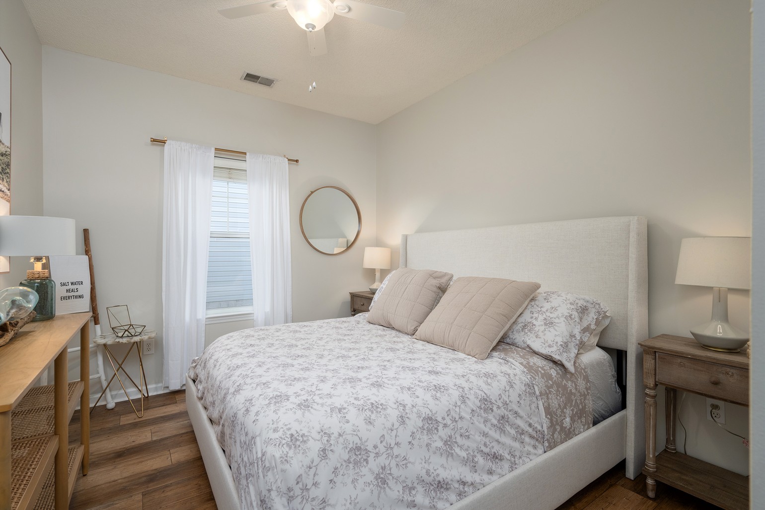 17-sassafras20 17 Sassafras - bedroom