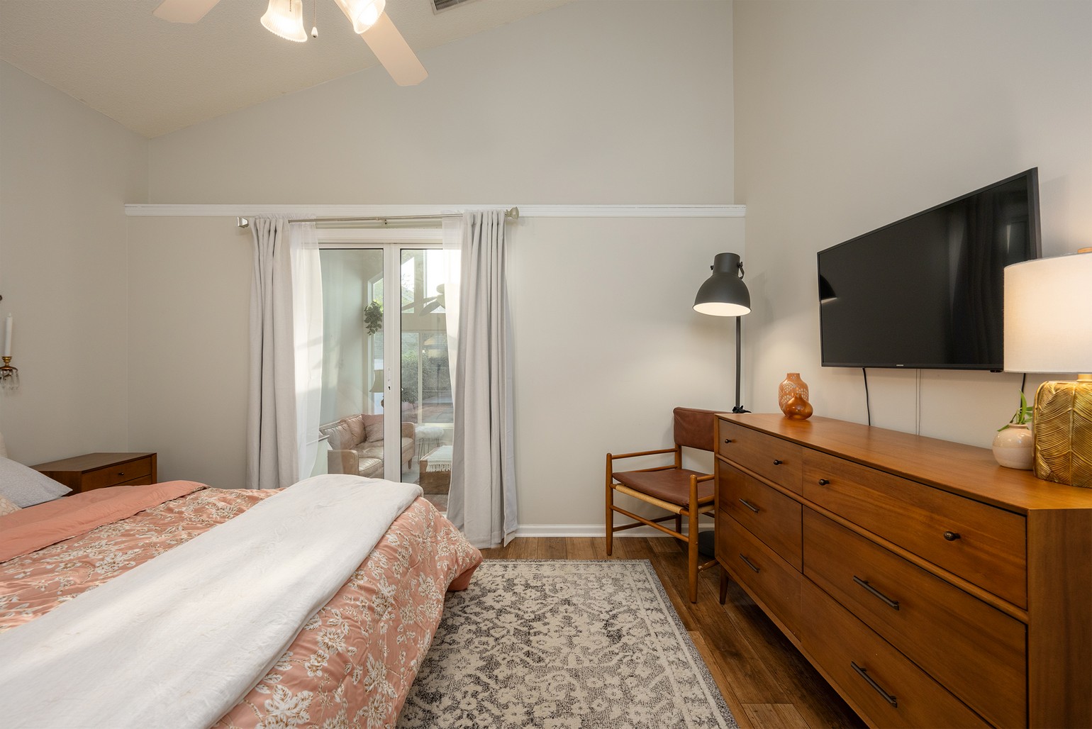 17-sassafras29 17 Sassafras - bedroom