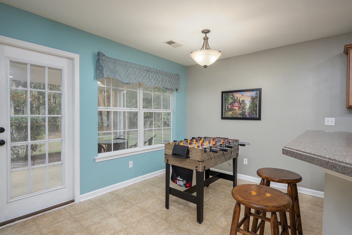 482-live-oak-walk15
