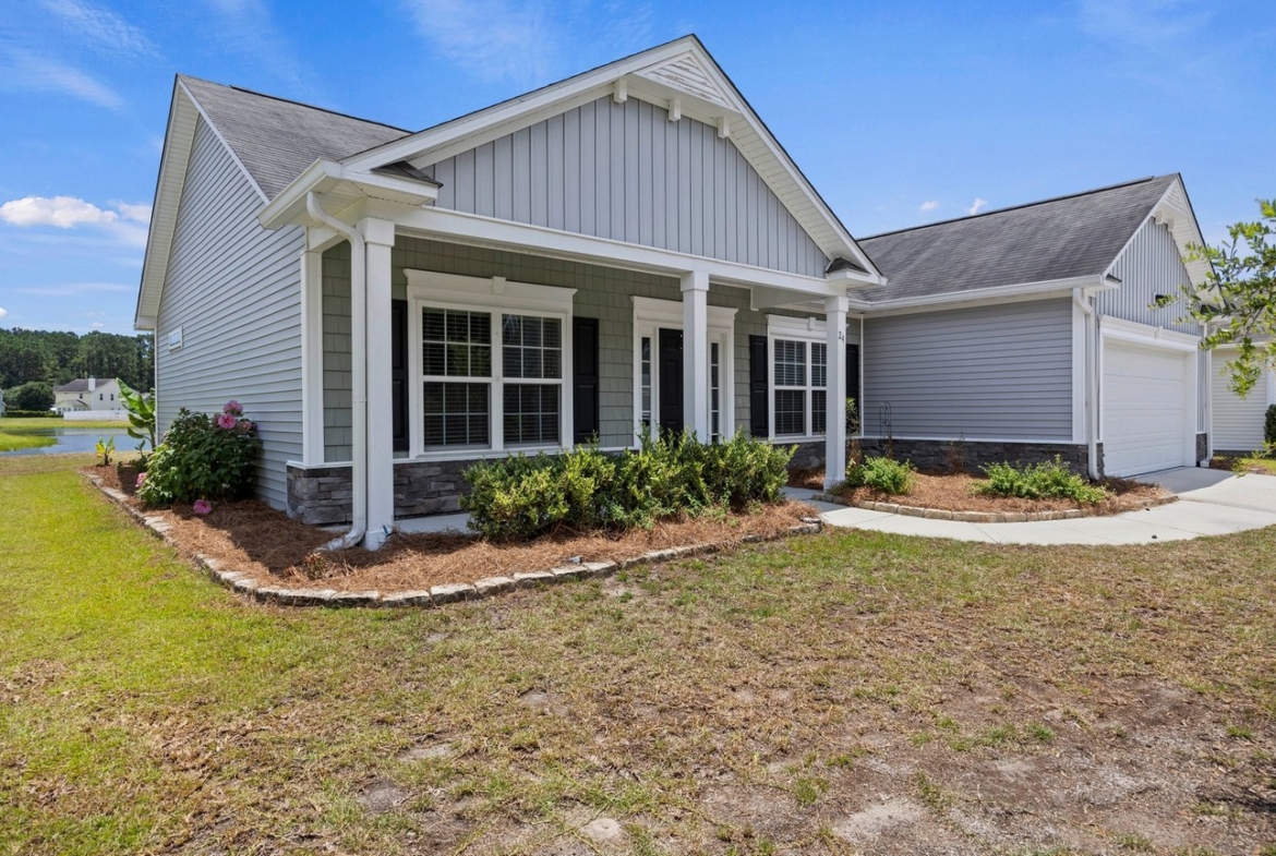 24 Sand Live Oak - front of property