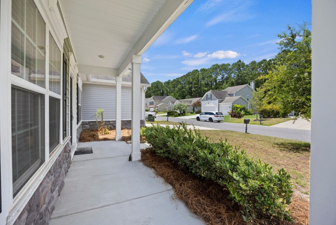 24 Sand Live Oak - front porch
