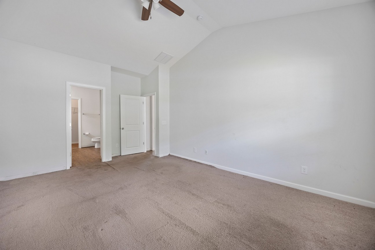 22_24_Sand_Live_Oaks 24 Sand Live Oak - bedroom