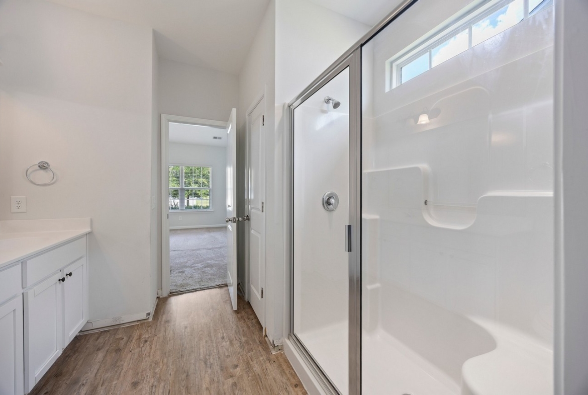 24 Sand Live Oak - primary bathroom