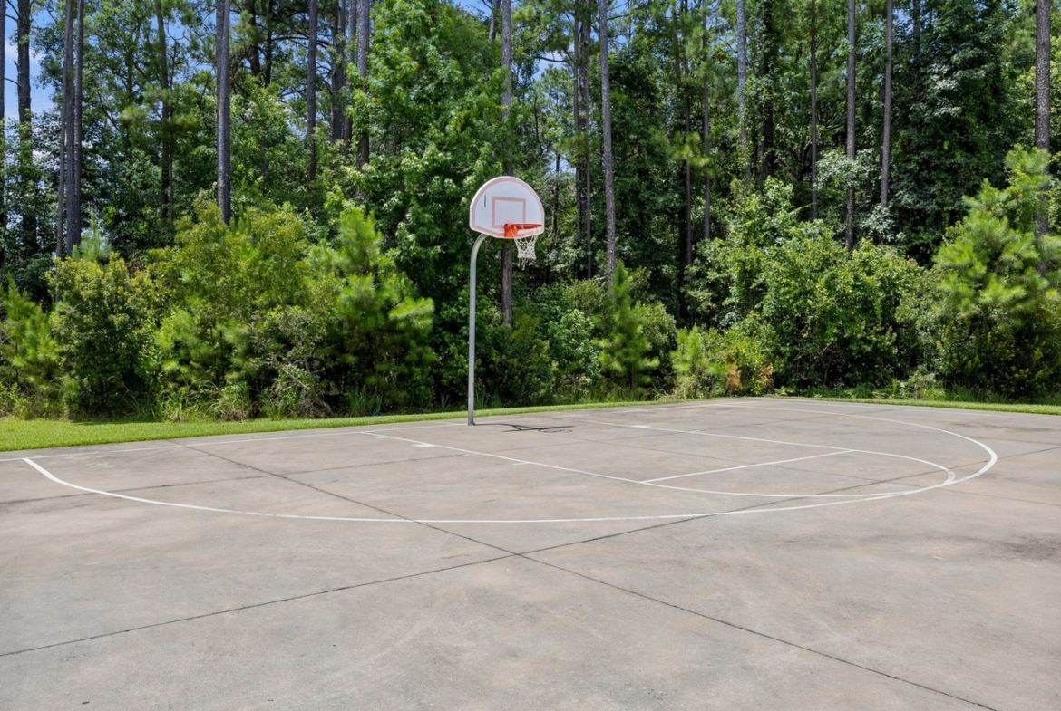 24 Sand Live Oak - community amenities