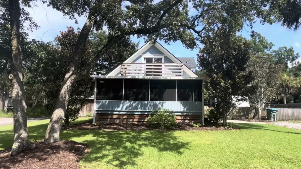 6589_Thomas_Lawton_Dr 6589 Thomas Lawton Dr - Front of Property