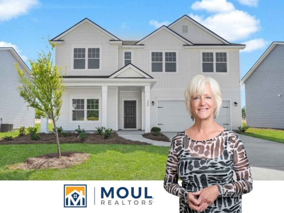 116 Founders Walk - Agent in front of agent