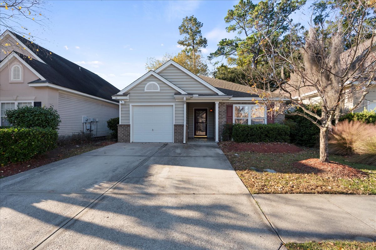 01-40 Gables Ln