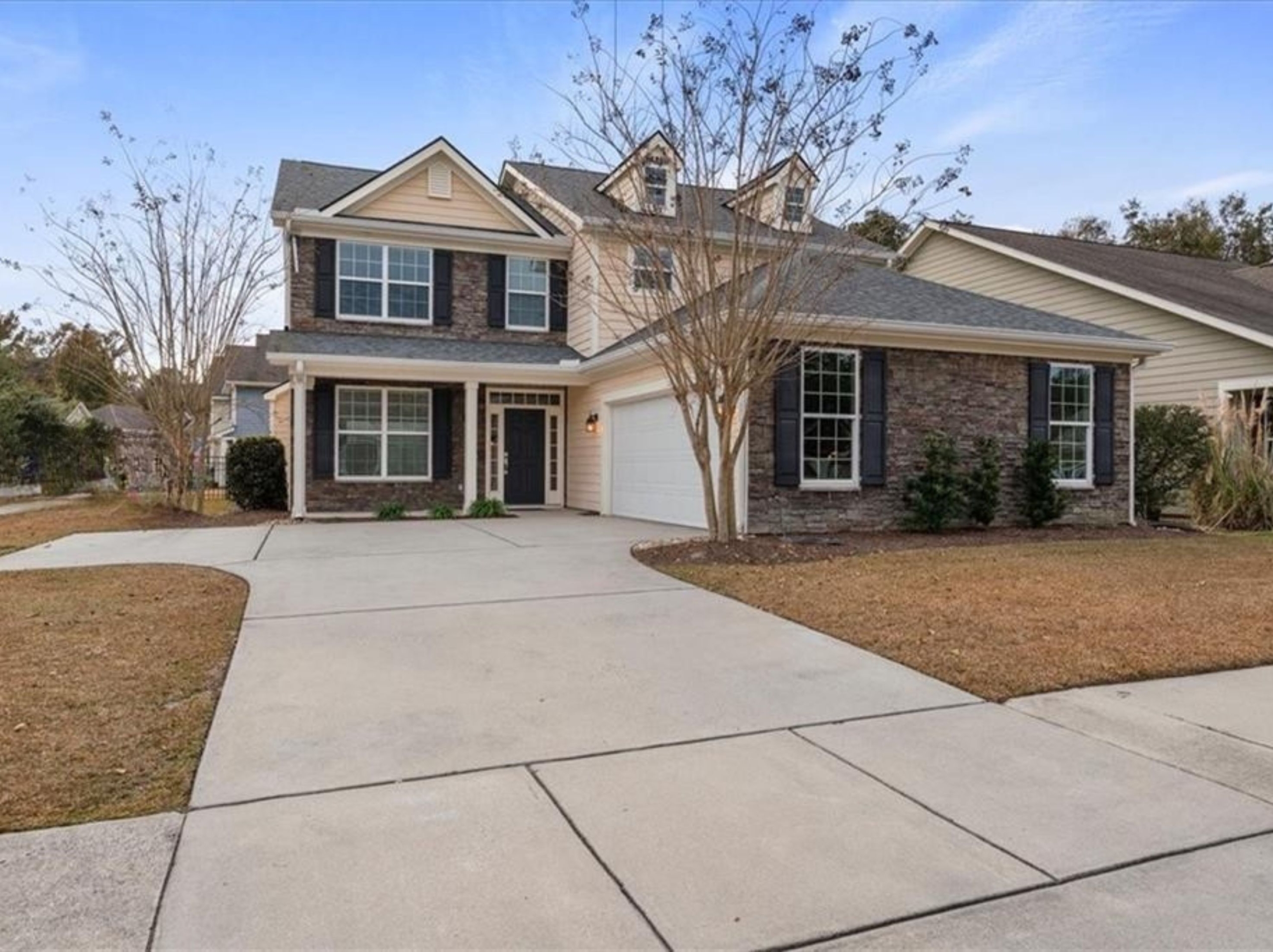 1 Independence Pl – Front of Property 1 Independence Pl - Front of Property