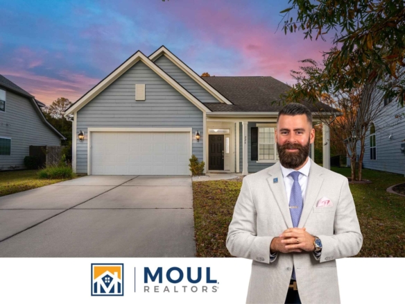 Agent in front of property - 226 Old Post Cir